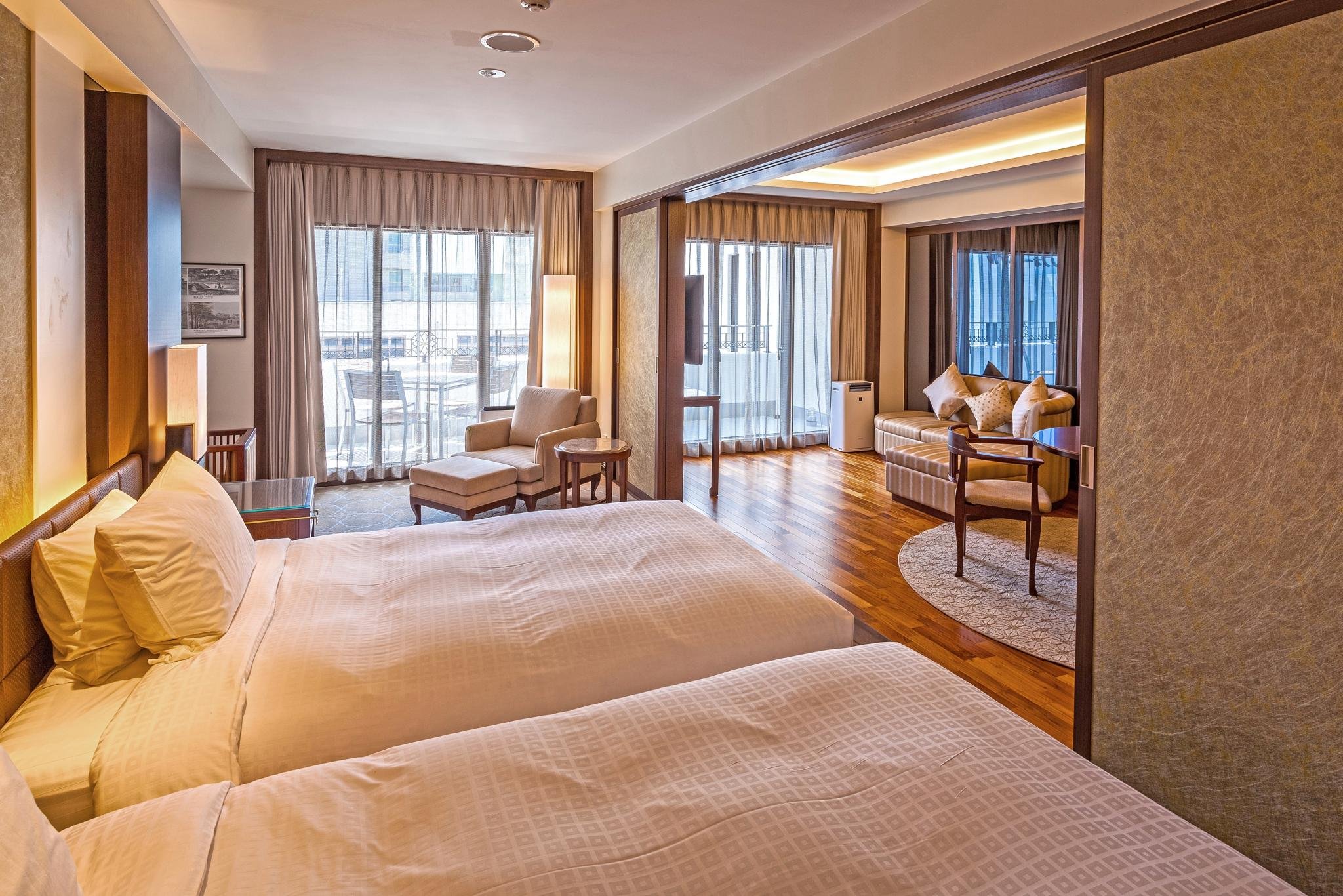 Okinawa Kariyushi EXES Naha-guestroom-Premier Grand Suite.jpg
