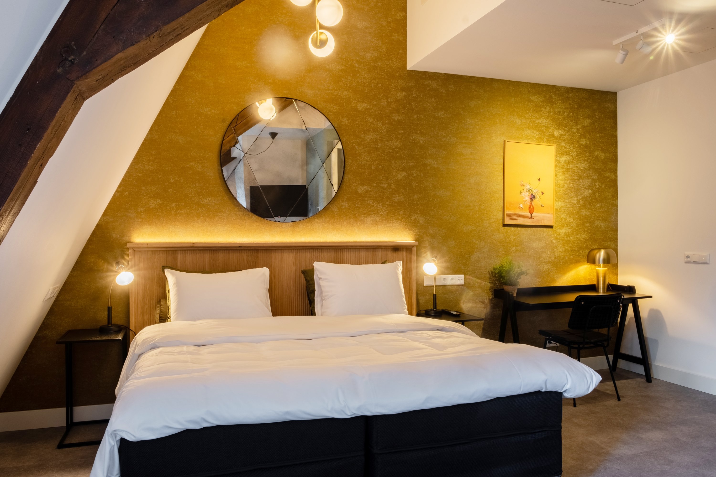 Botanique Breda-guestroom-Deluxe Dusk.jpg