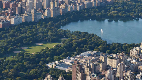 THE PENINSULA NEW YORK - Photo 56