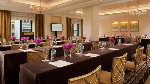 THE PENINSULA NEW YORK - Photo 54