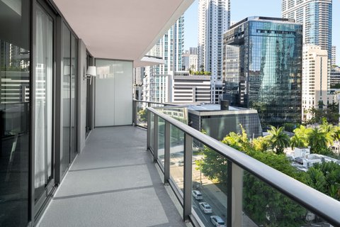 SLS BRICKELL HOTEL - Photo 9