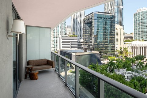 SLS BRICKELL HOTEL - Photo 11