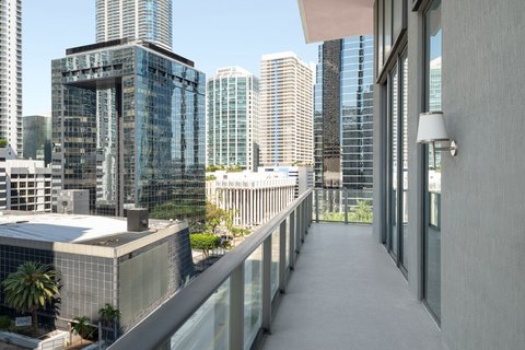 SLS BRICKELL HOTEL - Photo 10