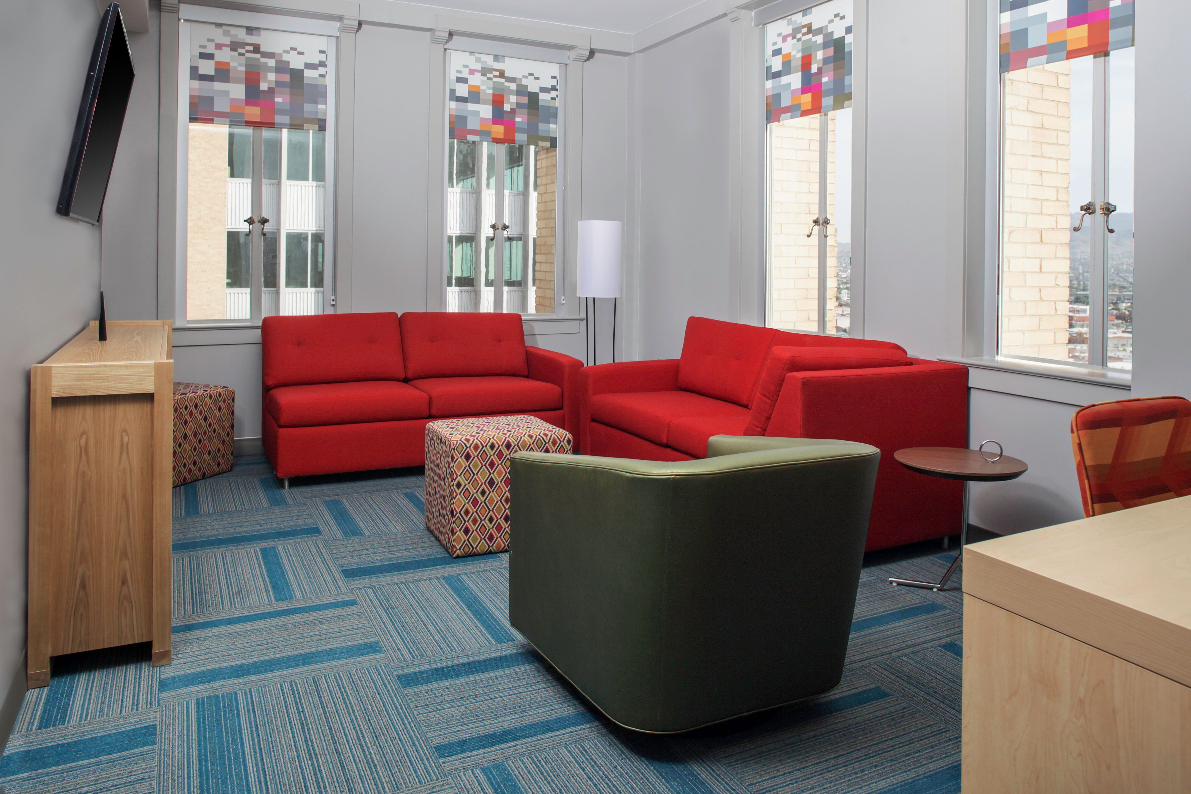 Aloft El Paso Downtown-guestroom-Executive King Suite.jpg