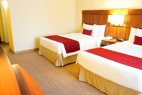 Double/Double Guest Room