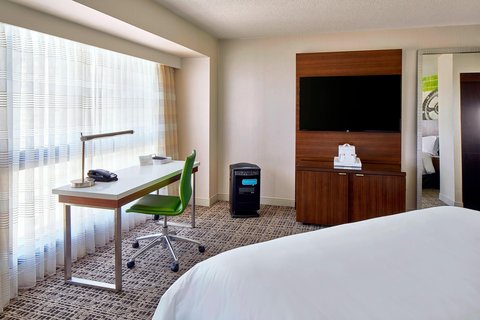 RENAISSANCE NASHVILLE HOTEL - Photo 33
