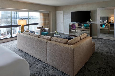 RENAISSANCE NASHVILLE HOTEL - Photo 19