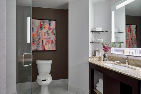 RENAISSANCE NASHVILLE HOTEL - Photo 22
