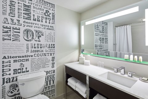 RENAISSANCE NASHVILLE HOTEL - Photo 44