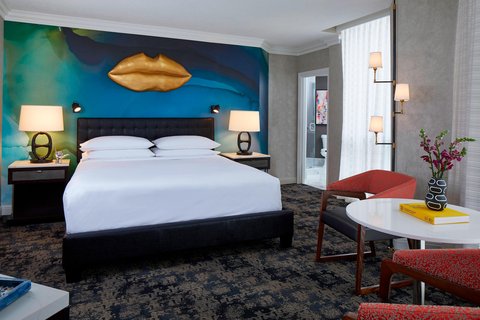 RENAISSANCE NASHVILLE HOTEL - Photo 16