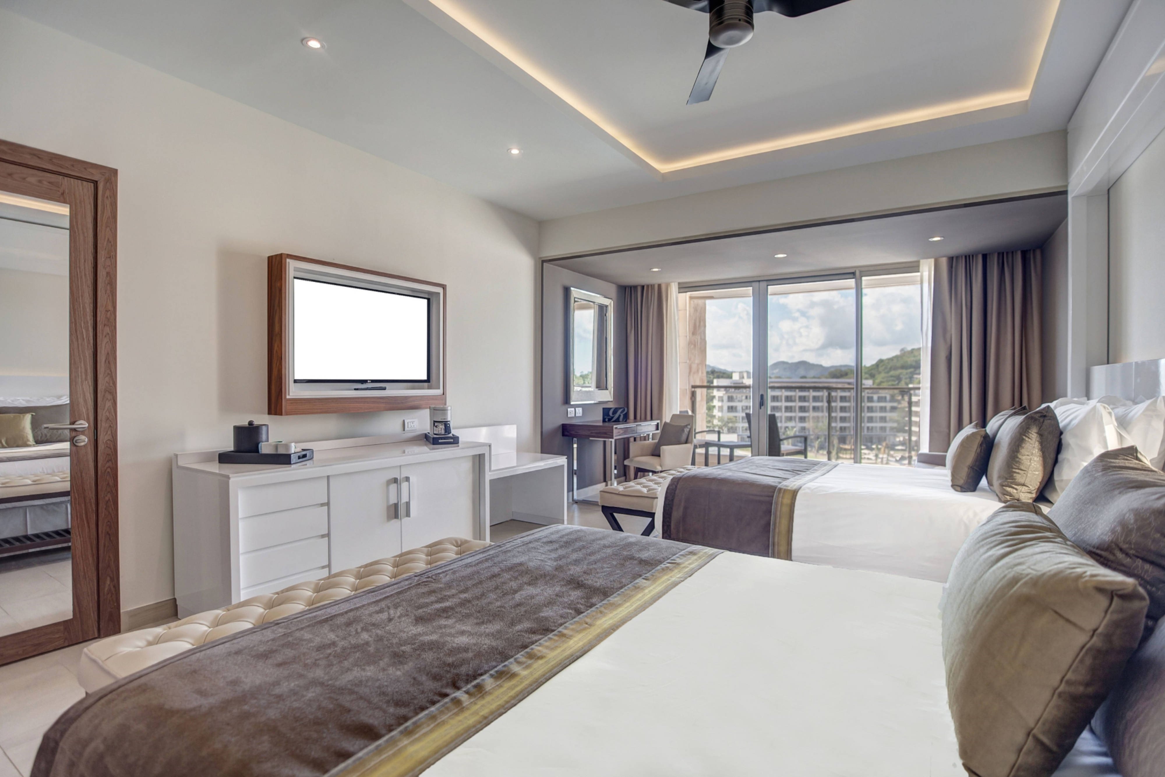 Royalton Saint Lucia-guestroom-Luxury Ocean View Suite.jpg