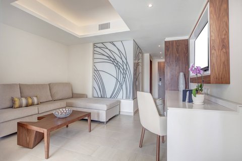 Luxury Family Suite