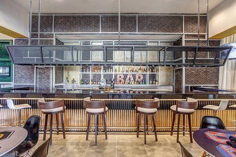 SCORE Sports Bar & Lounge