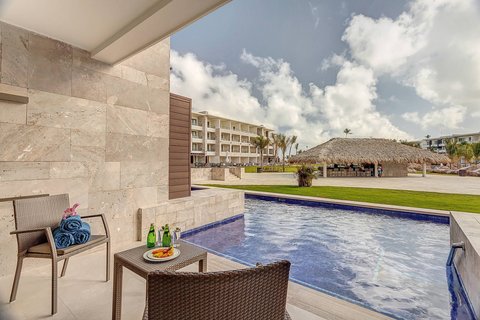 Luxury Junior Suite - Swim Out