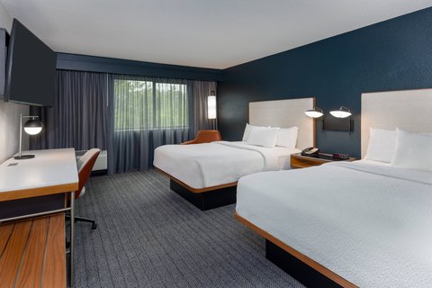 Queen/Queen Guest Room