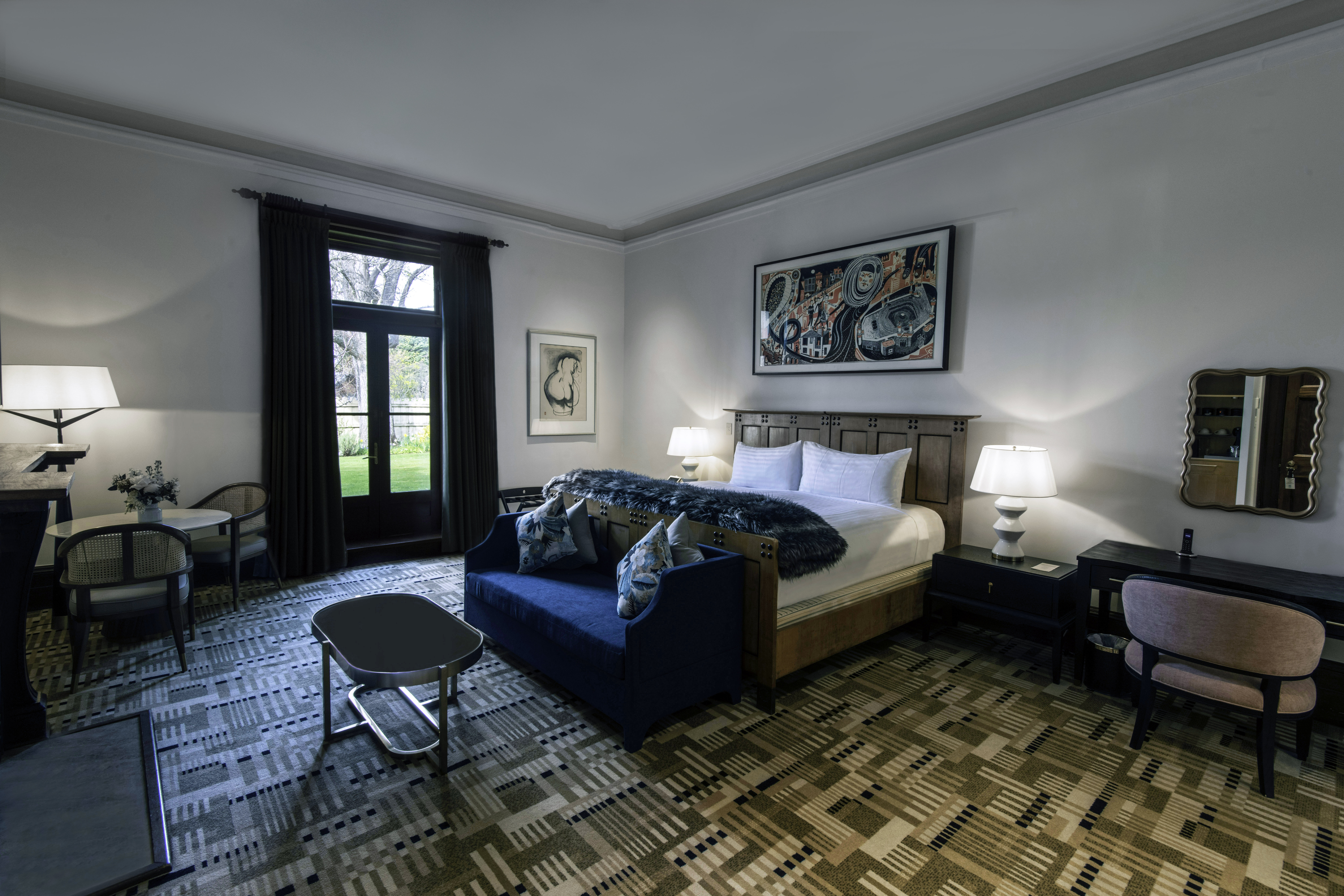 ISLINGTON HOTEL-guestroom-Signature Suite.jpg