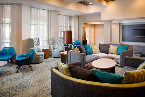 Lobby - Seating