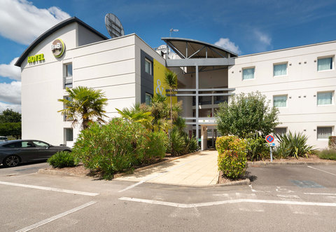 Hotel Nantes Aeroport Exterior Branded