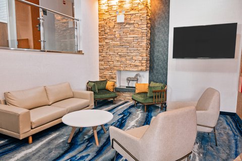 Lobby - Seating Area