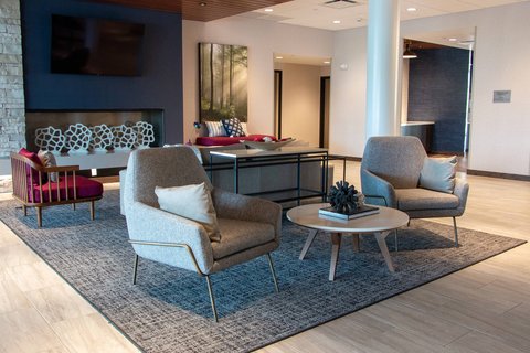 Lobby - Seating Area