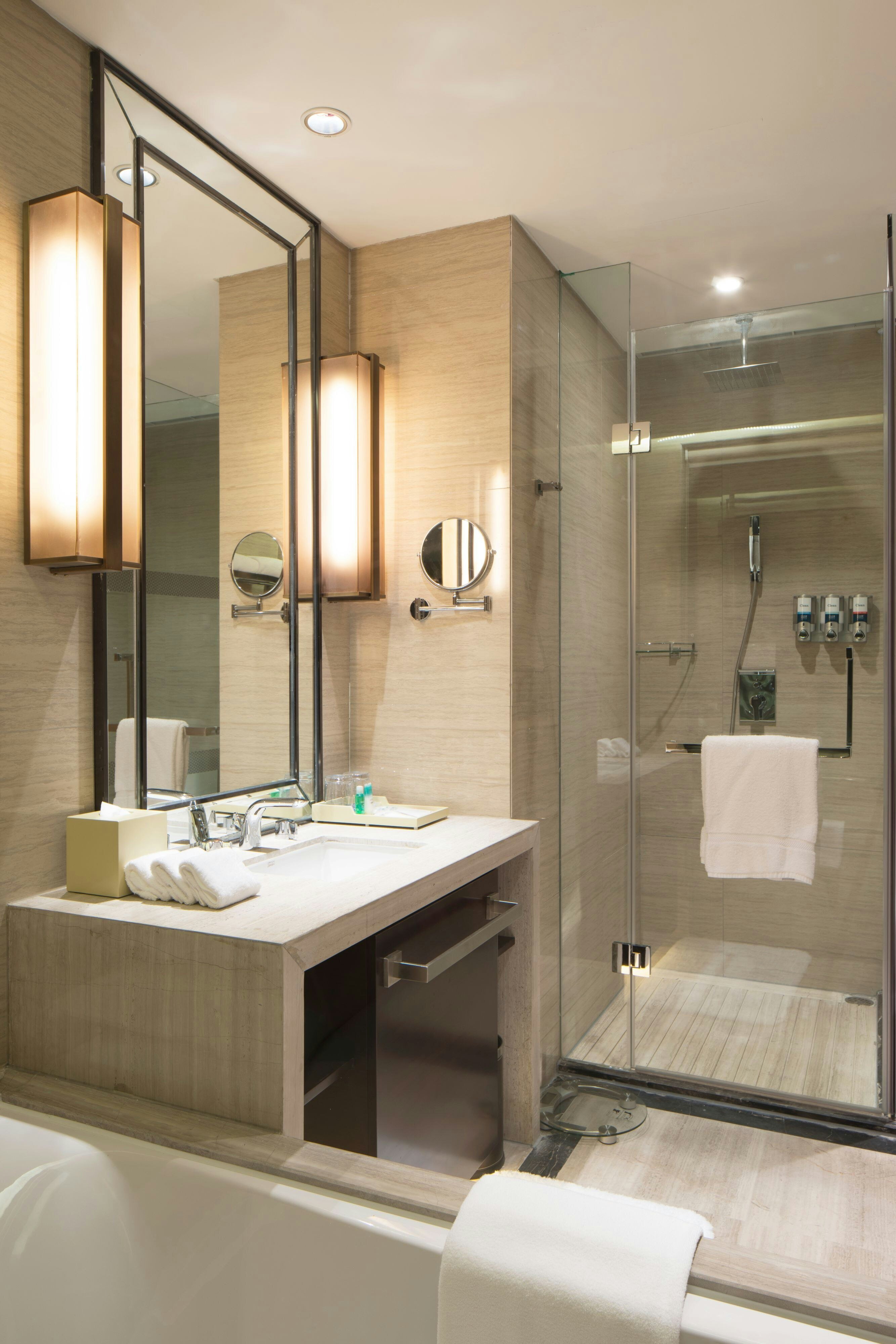 Four Points by Sheraton Hefei Shushan-guestroom-Bathroom.jpg