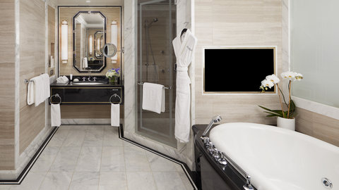 THE PENINSULA NEW YORK - Photo 9