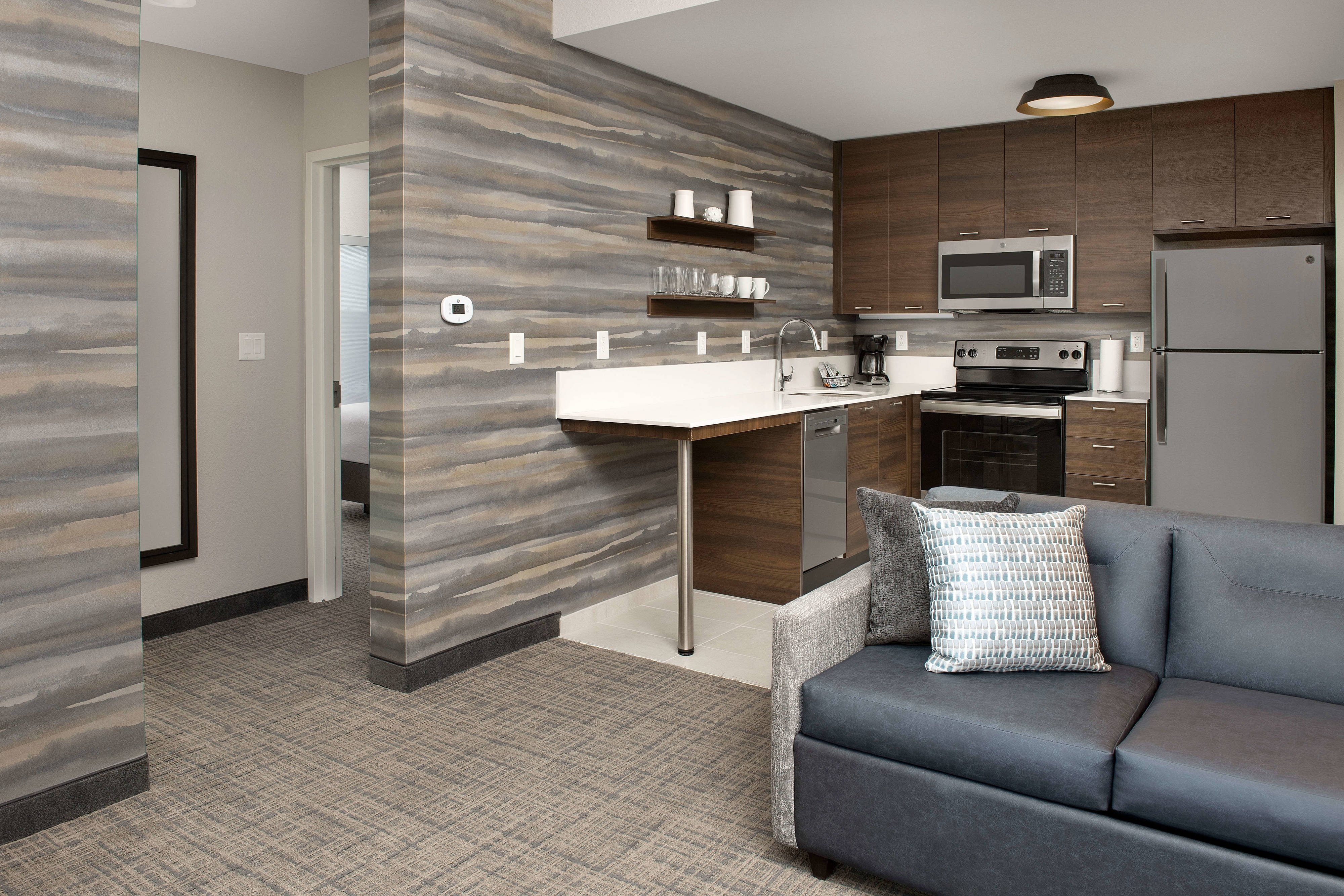 Residence Inn by Marriott Doral Mall Area-guestroom-One-Bedroom King Suite - Kitchen.jpg