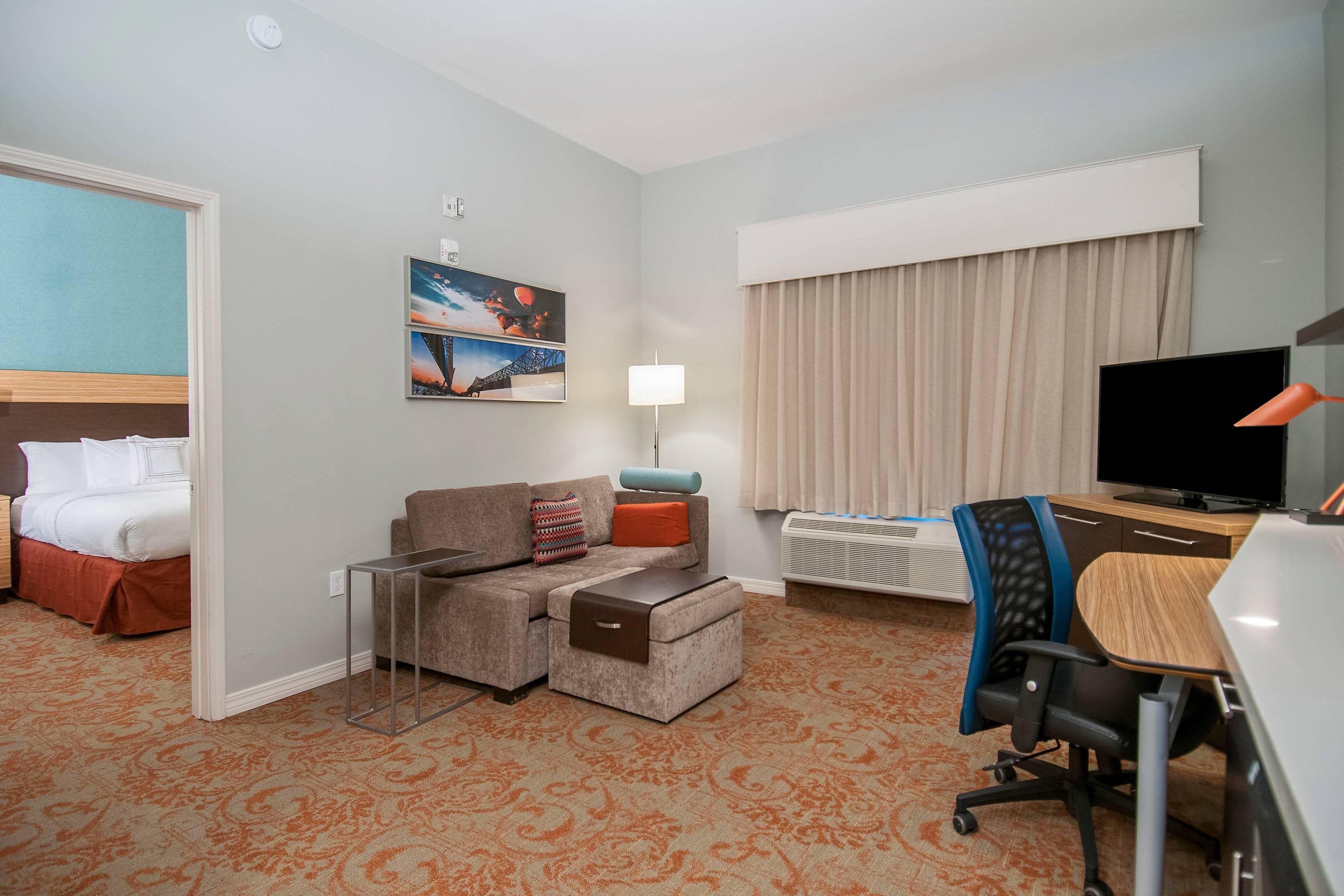 TownePlace Suites by Marriott Vidalia Riverfront-guestroom-One-Bedroom Suite.jpg