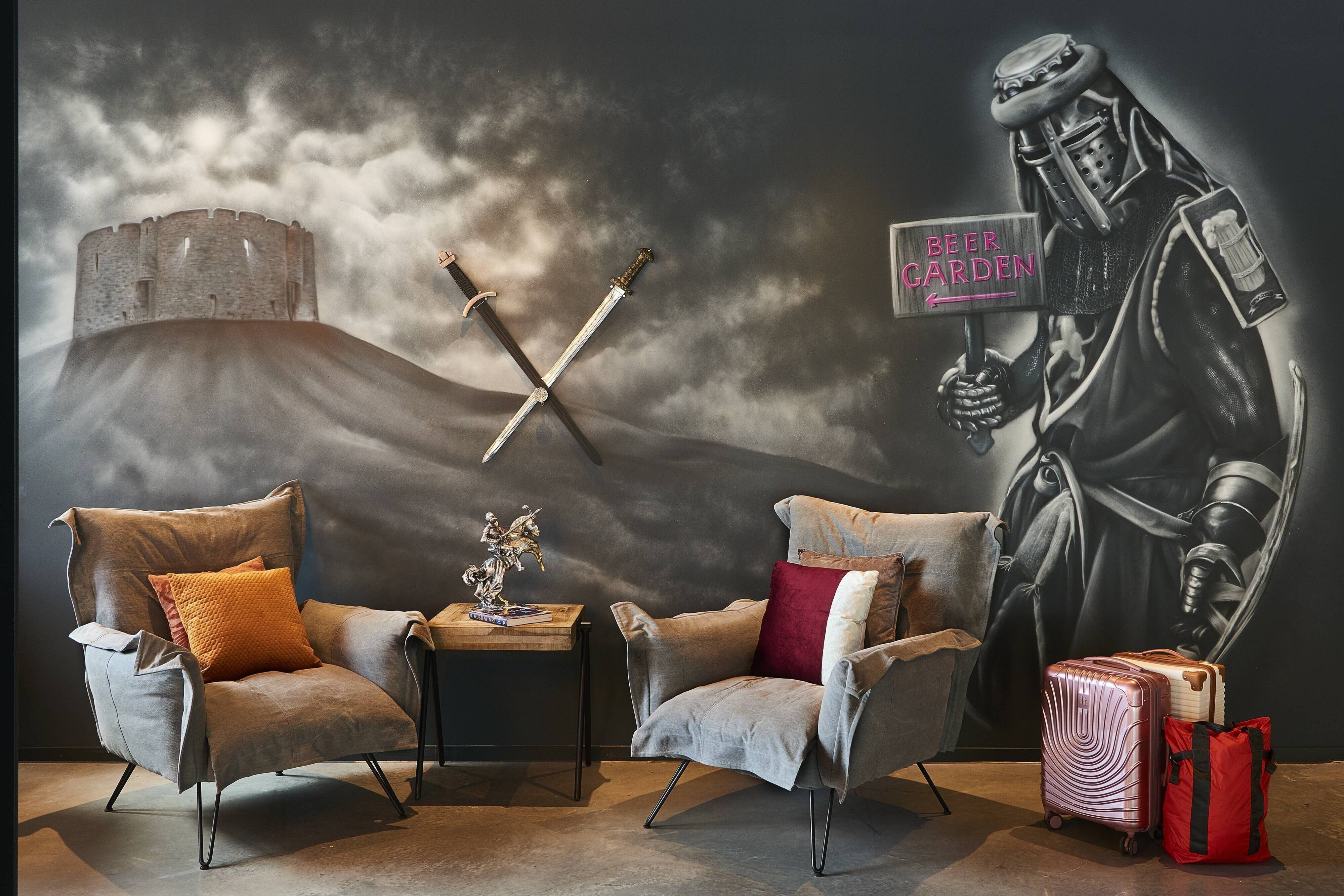 Moxy York-guestroom-Living Room.jpg