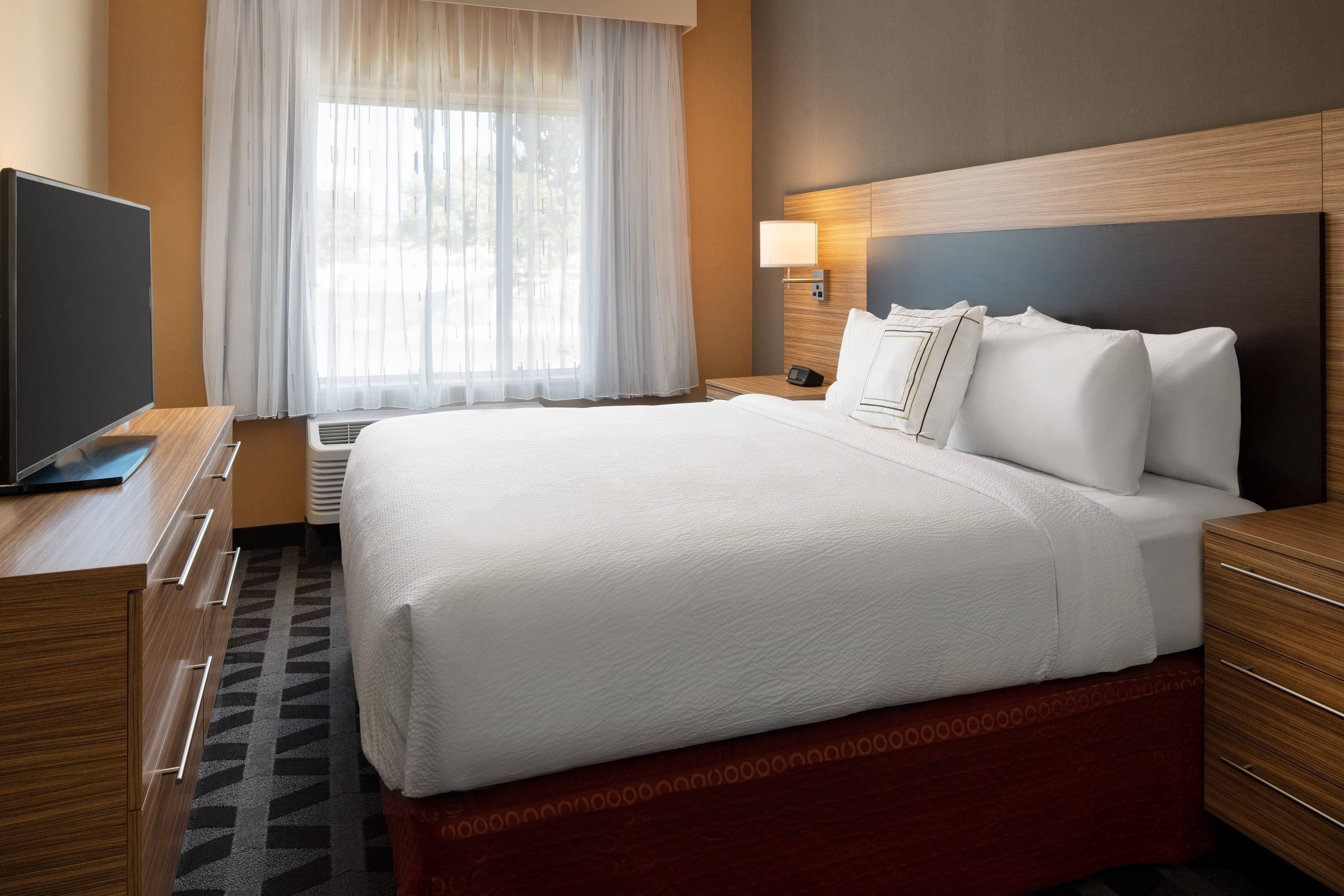 TownePlace Suites by Marriott Fresno Clovis-guestroom-One-Bedroom Suite - King Bedroom.jpg