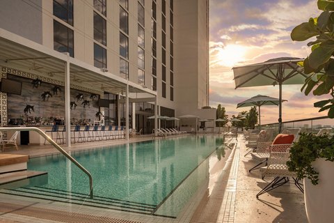 Heated Outdoor Infinity Pool