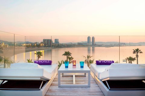 W BARCELONA - Photo 192