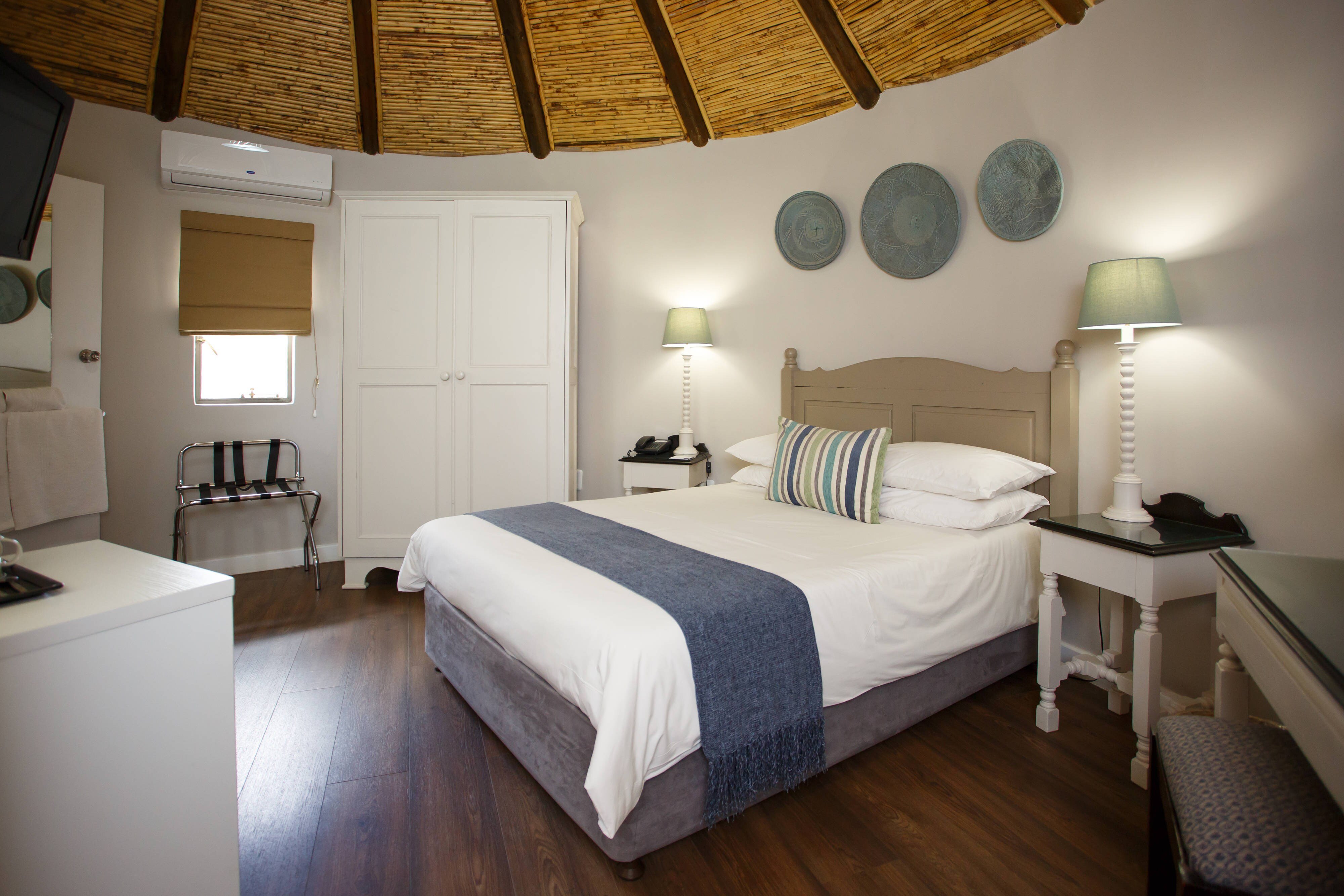 Protea Hotel by Marriott Oudtshoorn Riempie Estate-guestroom-Two Bedroom Suite.jpg