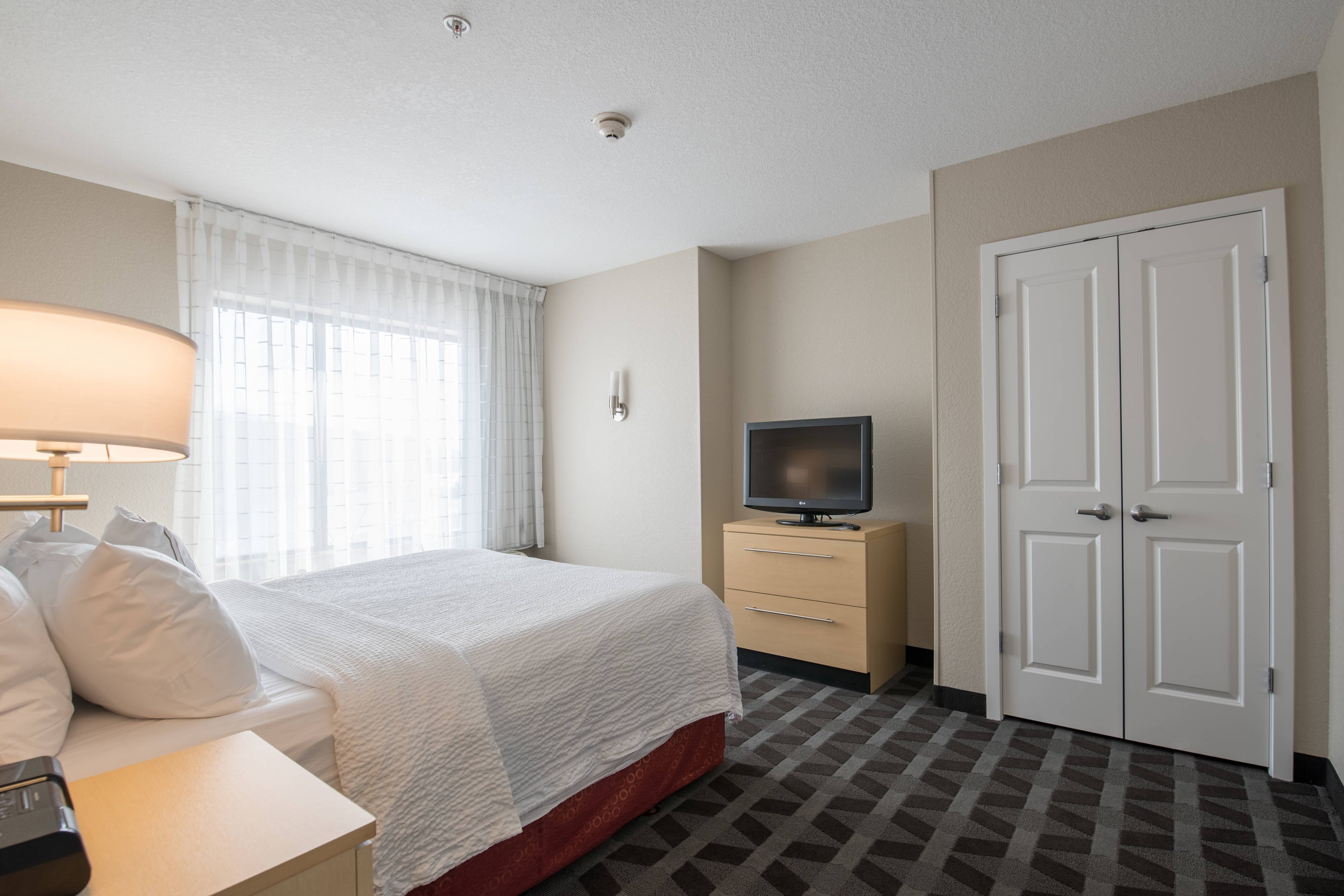TownePlace Suites by Marriott Provo Orem-guestroom-One-Bedroom King Suite.jpg