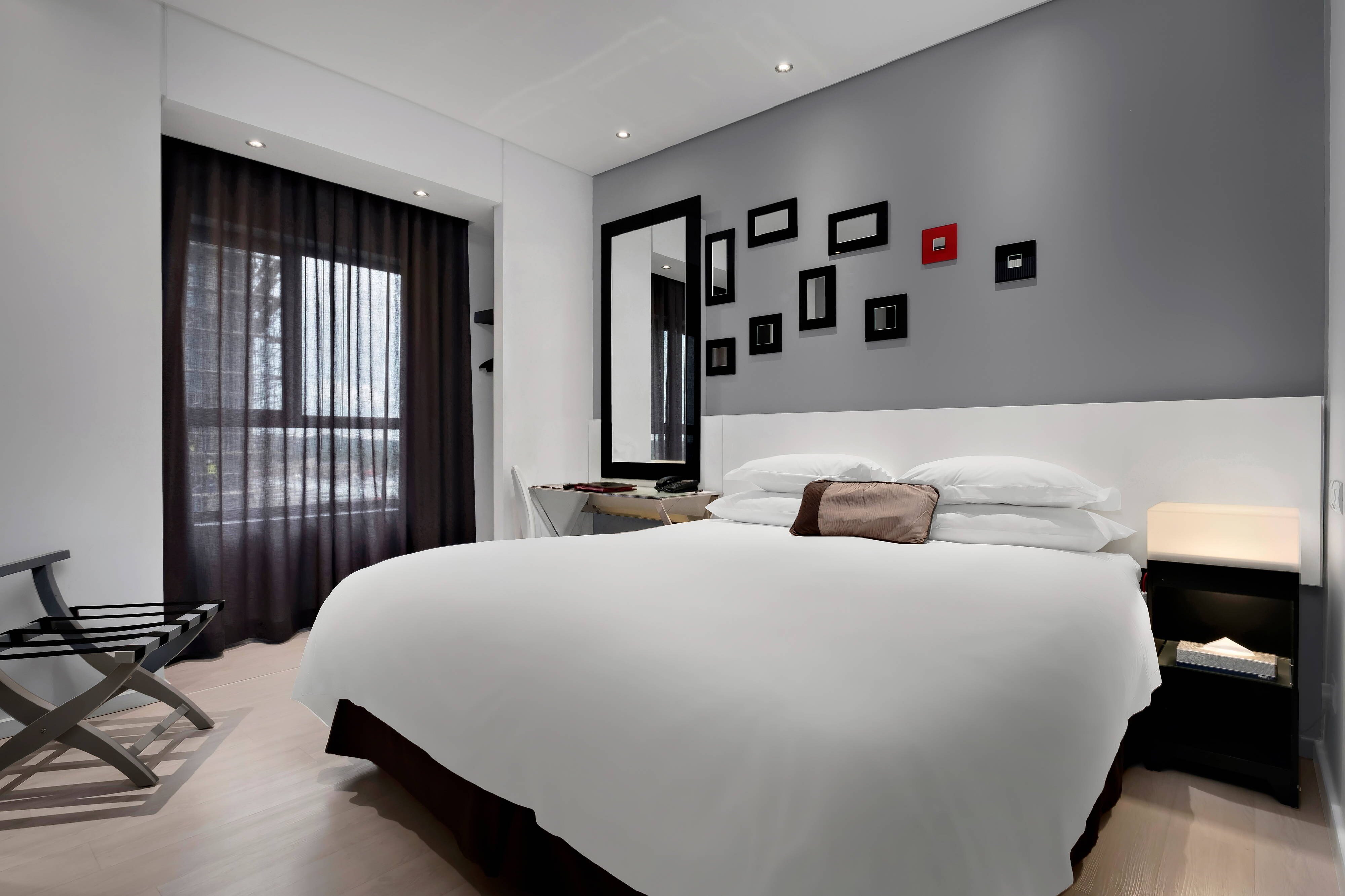 Protea Hotel Fire and Ice by Marriott Pretoria Menlyn-guestroom-One Bedroom Executive Suite.jpg