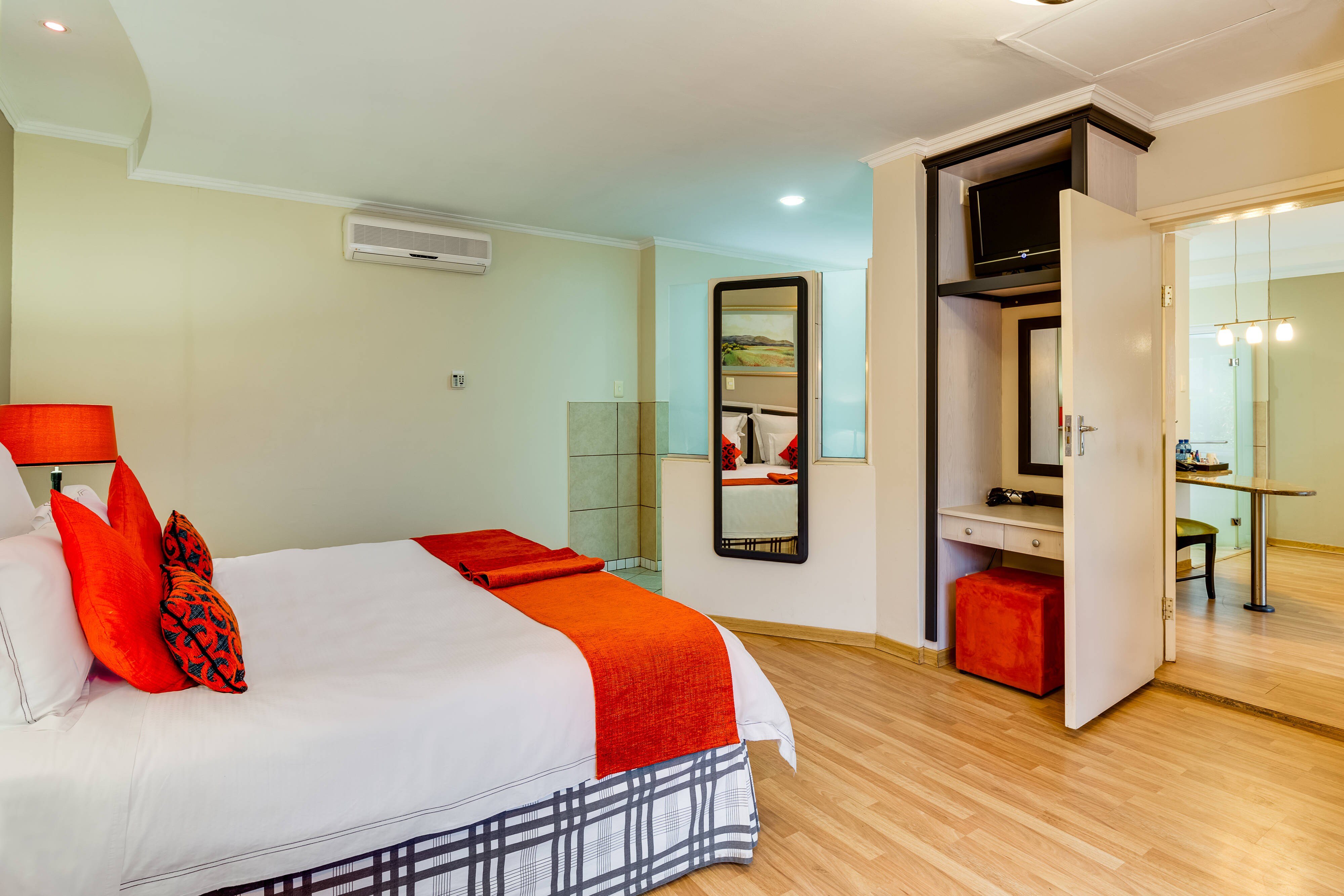 Protea Hotel by Marriott Umfolozi River-guestroom-Family Executive Two-Bedroom Suite.jpg