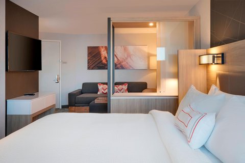 King Studio Suite