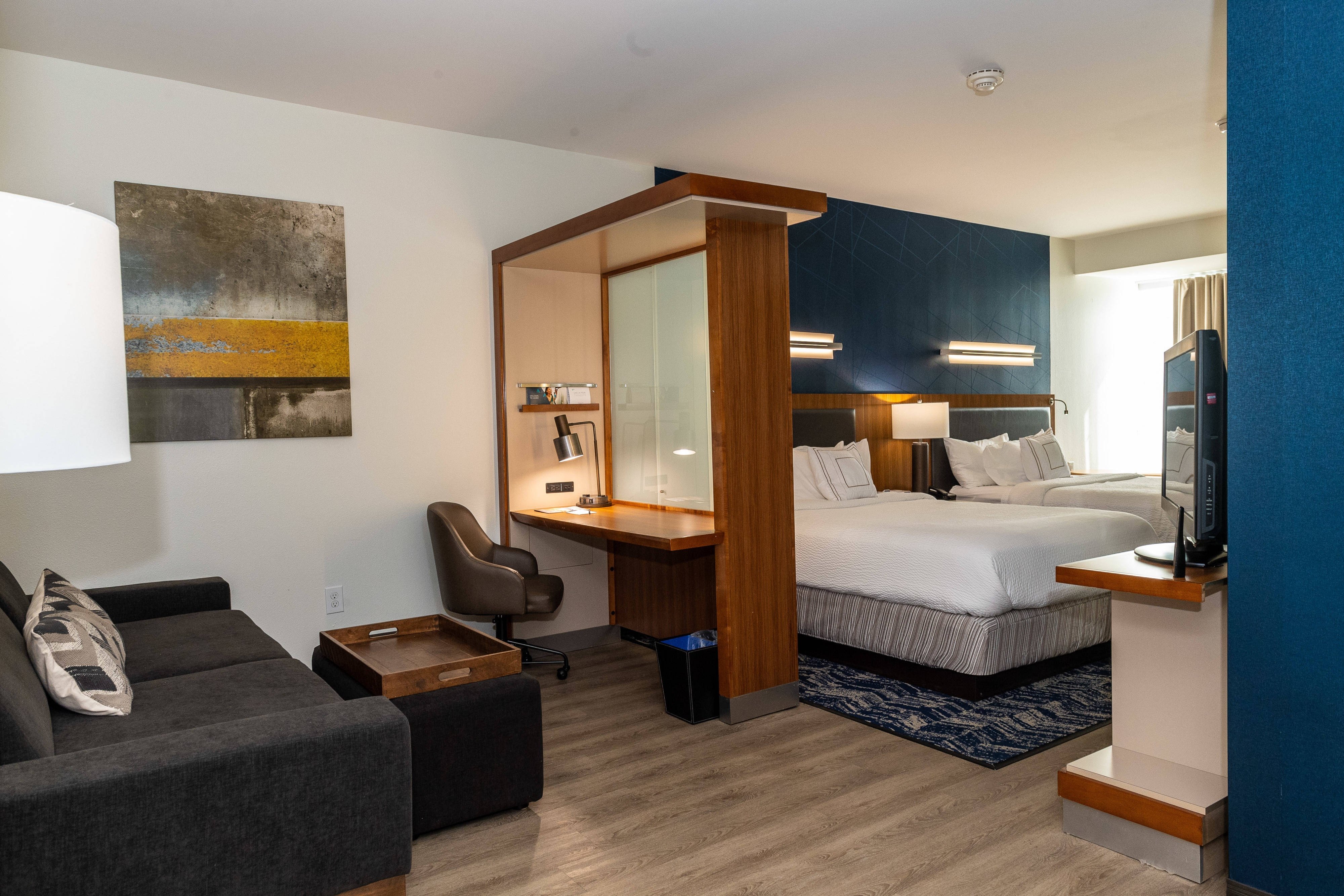SpringHill Suites by Marriott Houston Baytown-guestroom-Queen/Queen Suite.jpg