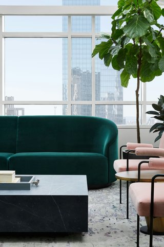 THE LUXURY COLLECTION HOTEL MANHATTAN MIDTOWN - Photo 59