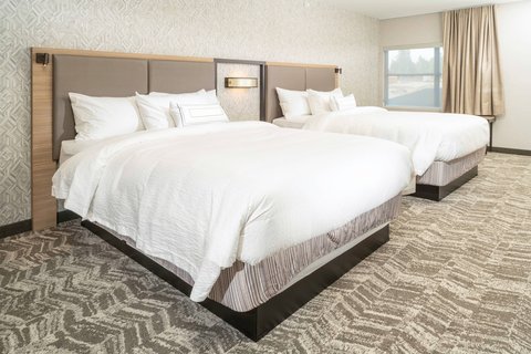 Queen/Queen Suite - Sleeping Area