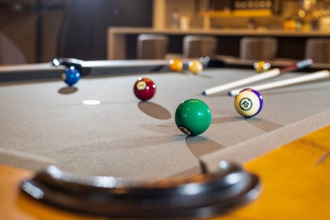 Lobby Bar - Pool Table