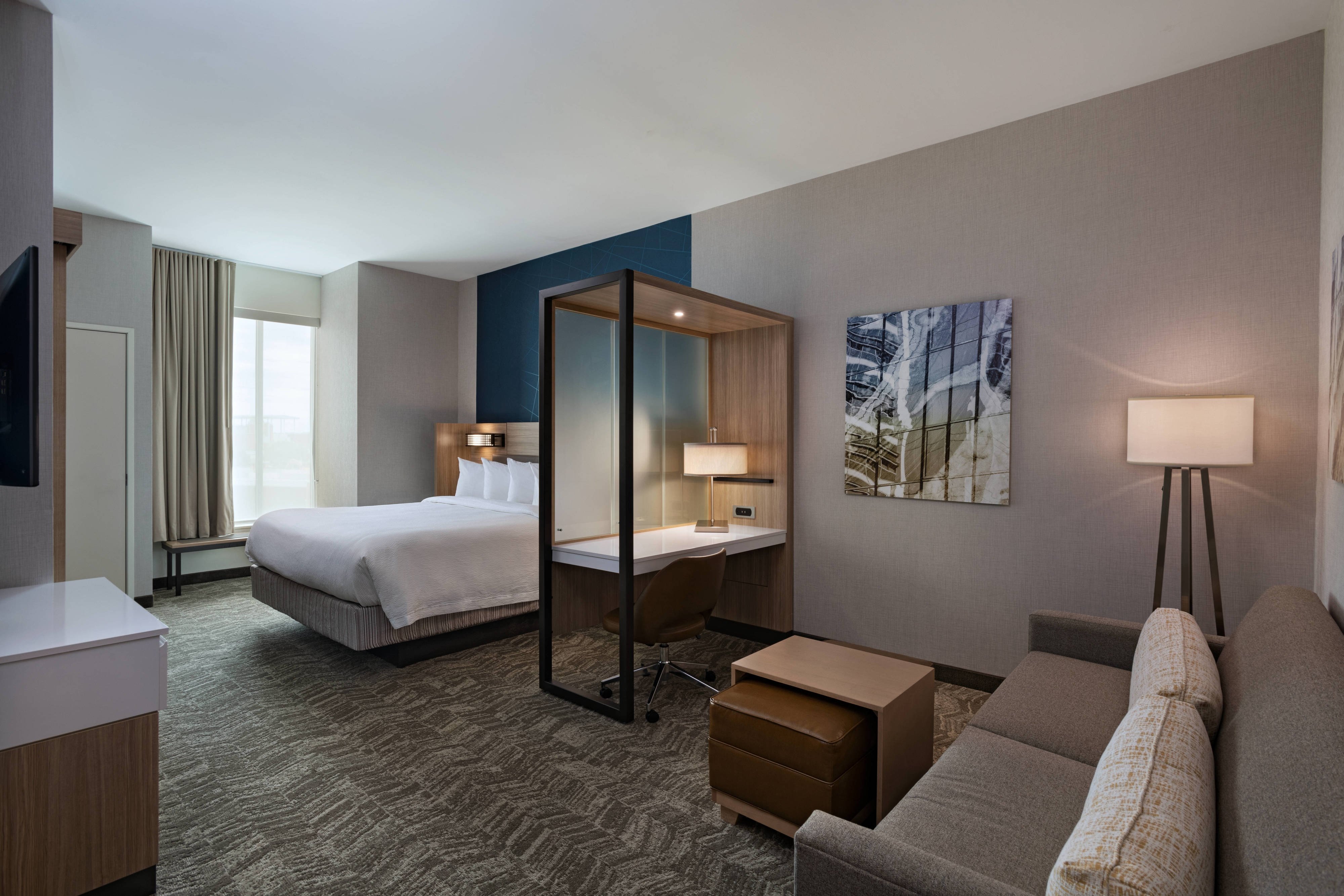 SpringHill Suites by Marriott Waco-guestroom-King Guest Room.jpg
