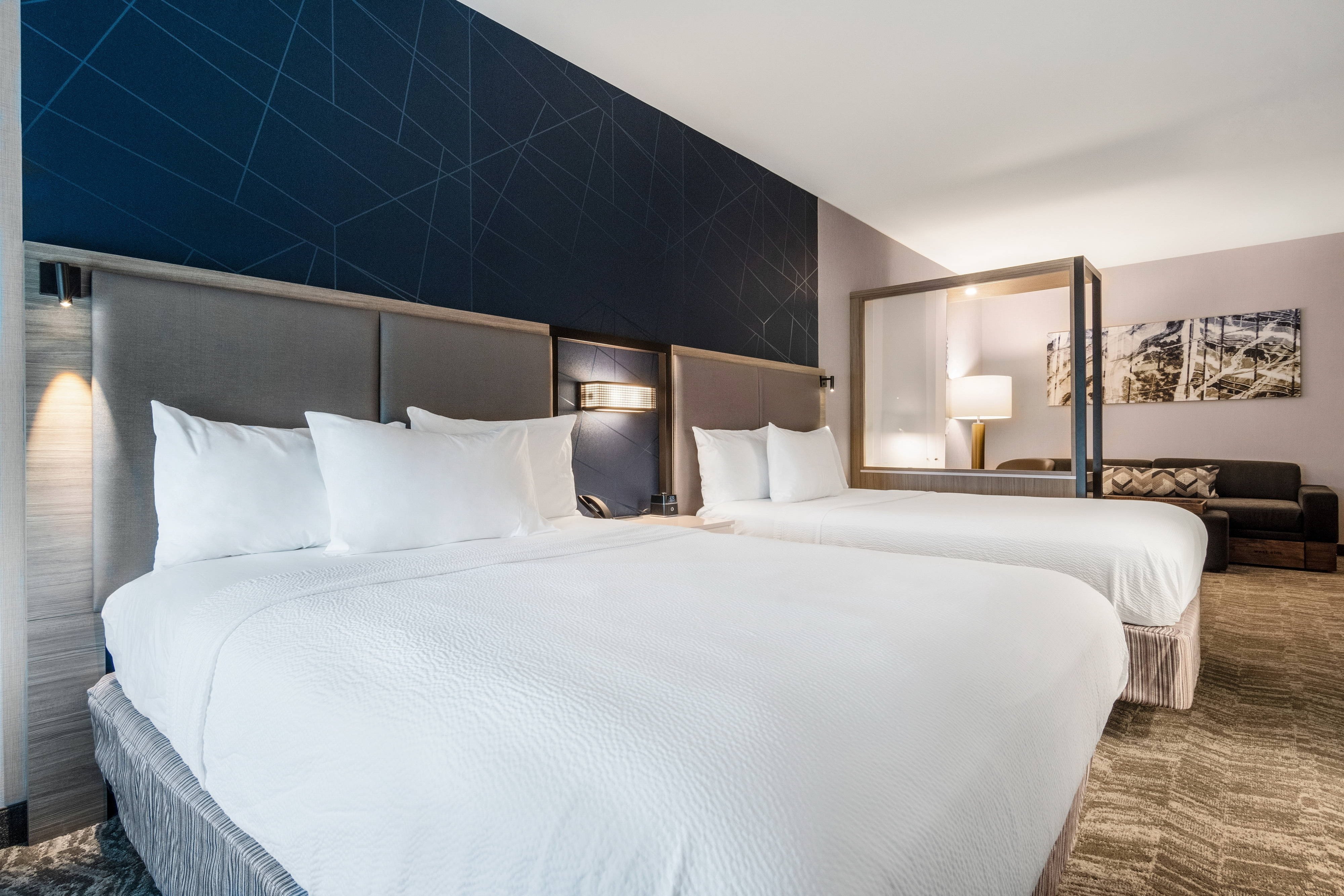 SpringHill Suites by Marriott Charleston Airport and Convention Center-guestroom-Queen/Queen Suite.jpg