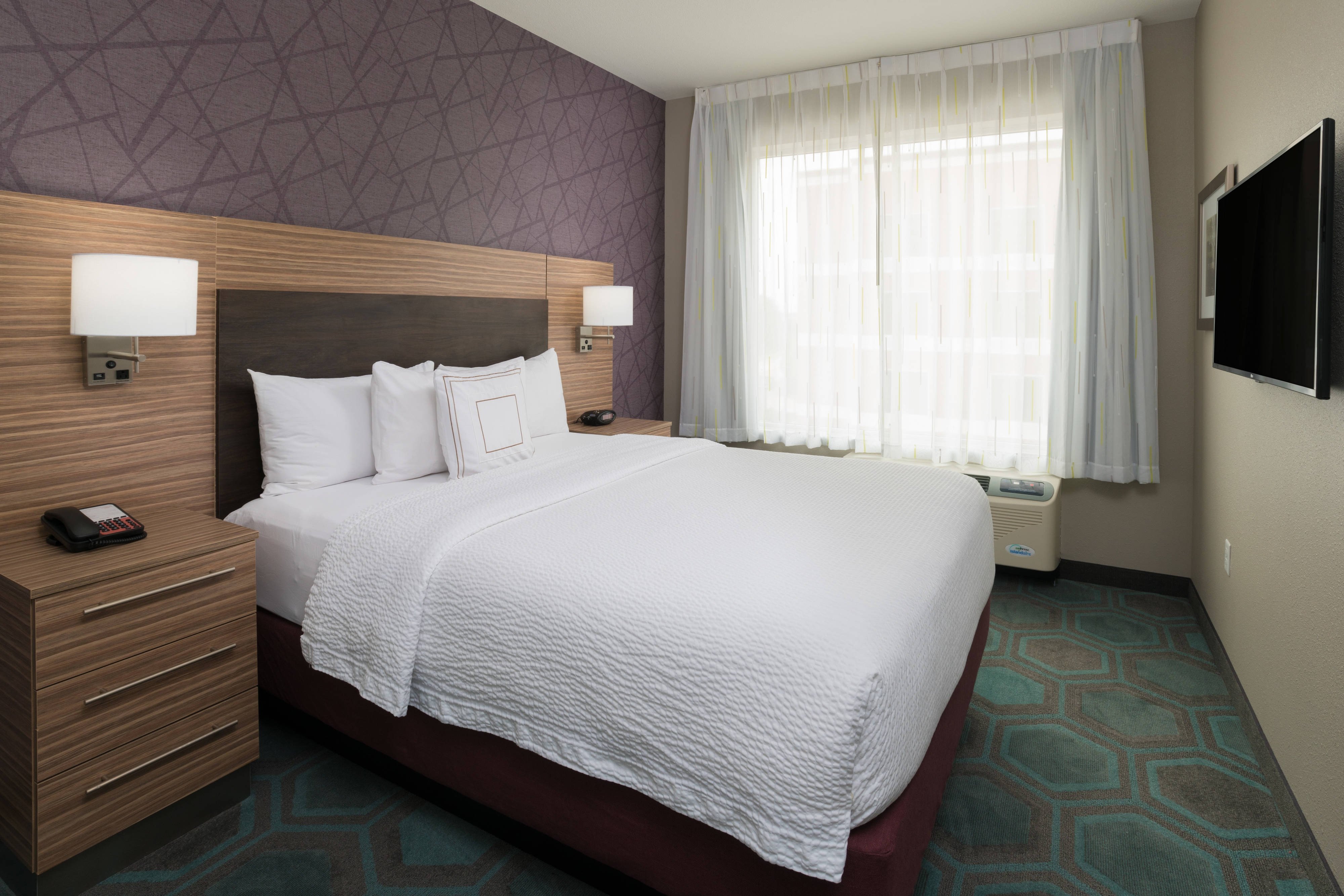 TownePlace Suites by Marriott Chicago Schaumburg-guestroom-One-Bedroom Queen Suite - Bedroom.jpg