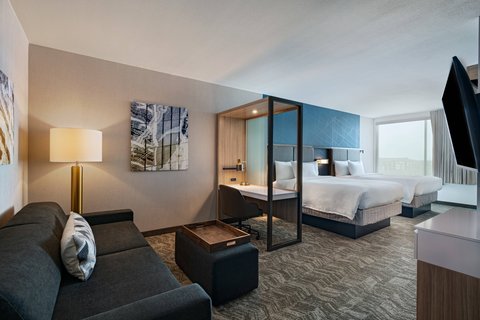 Queen/Queen Studio Suite