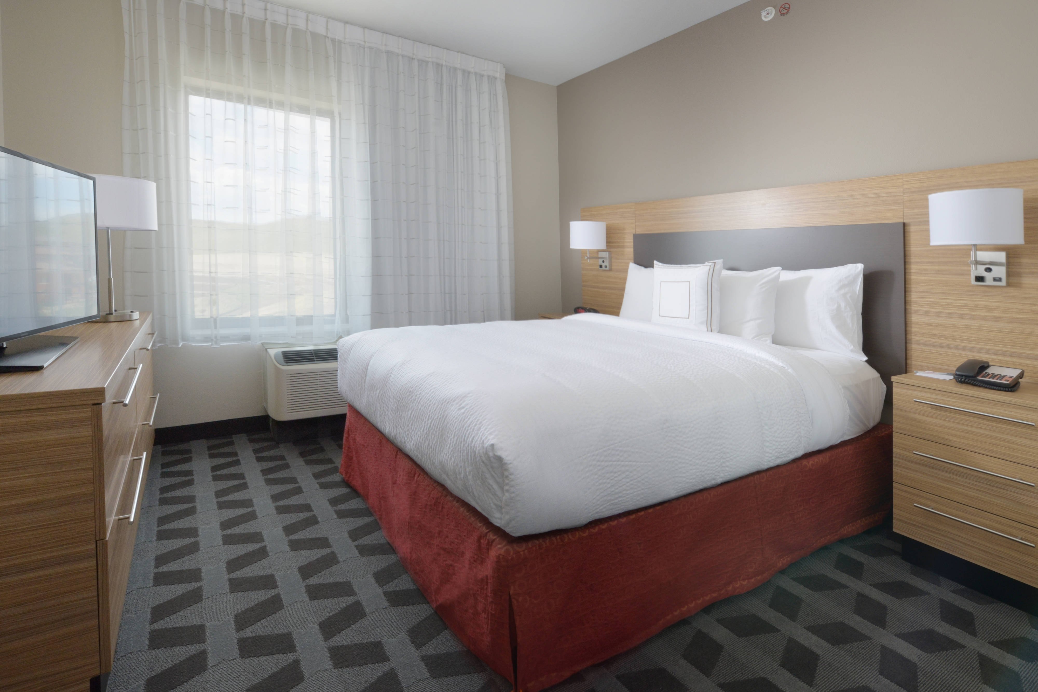 TownePlace Suites by Marriott Denver South-Lone Tree-guestroom-Queen Suite - Bedroom.jpg