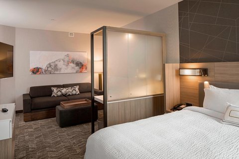 King Suite Living Area