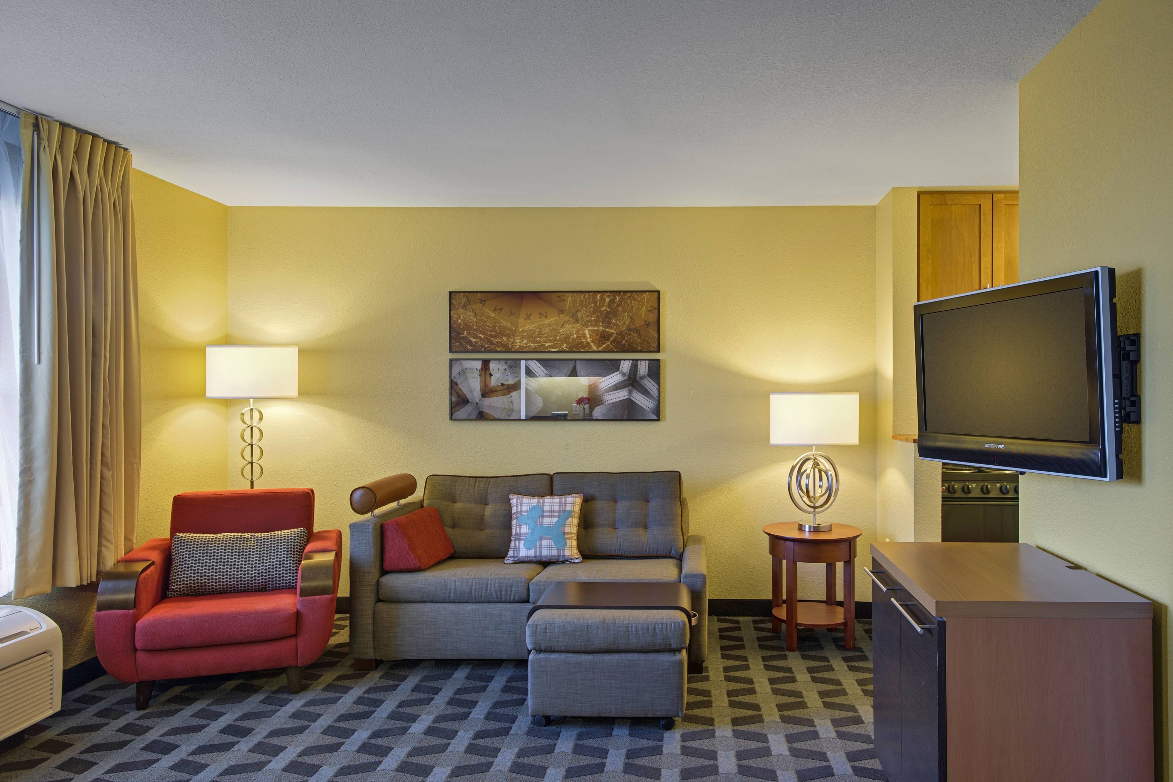 TownePlace Suites by Marriott Kansas City Overland Park-guestroom-Two-Bedroom Suite.jpg