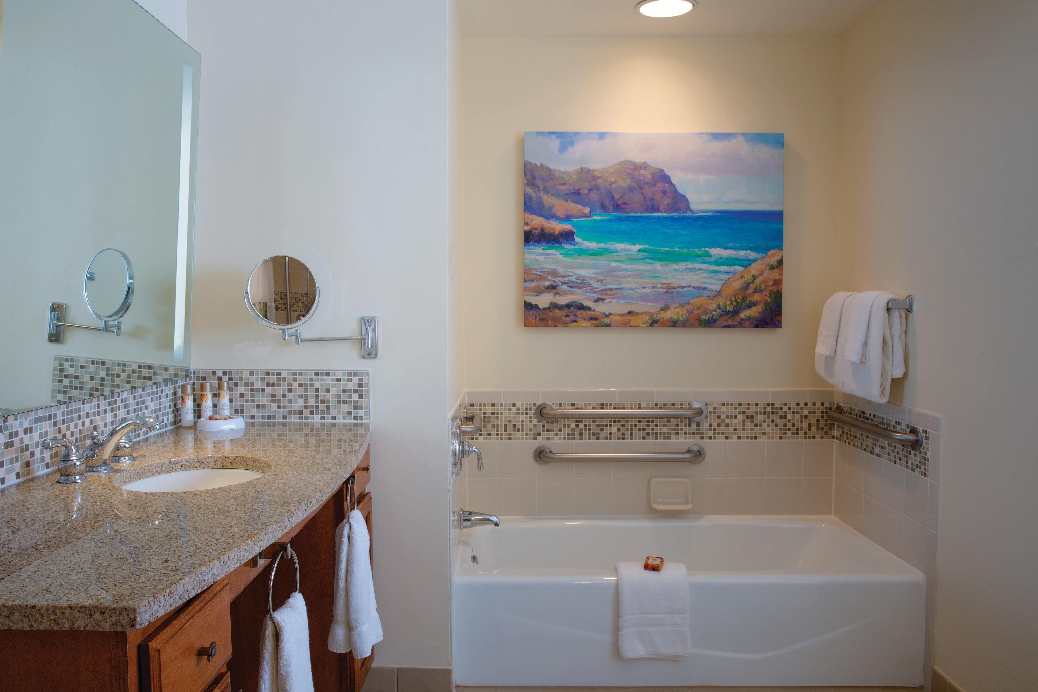 Marriotts Waiohai Beach Club-guestroom-Guest Bathroom.jpg