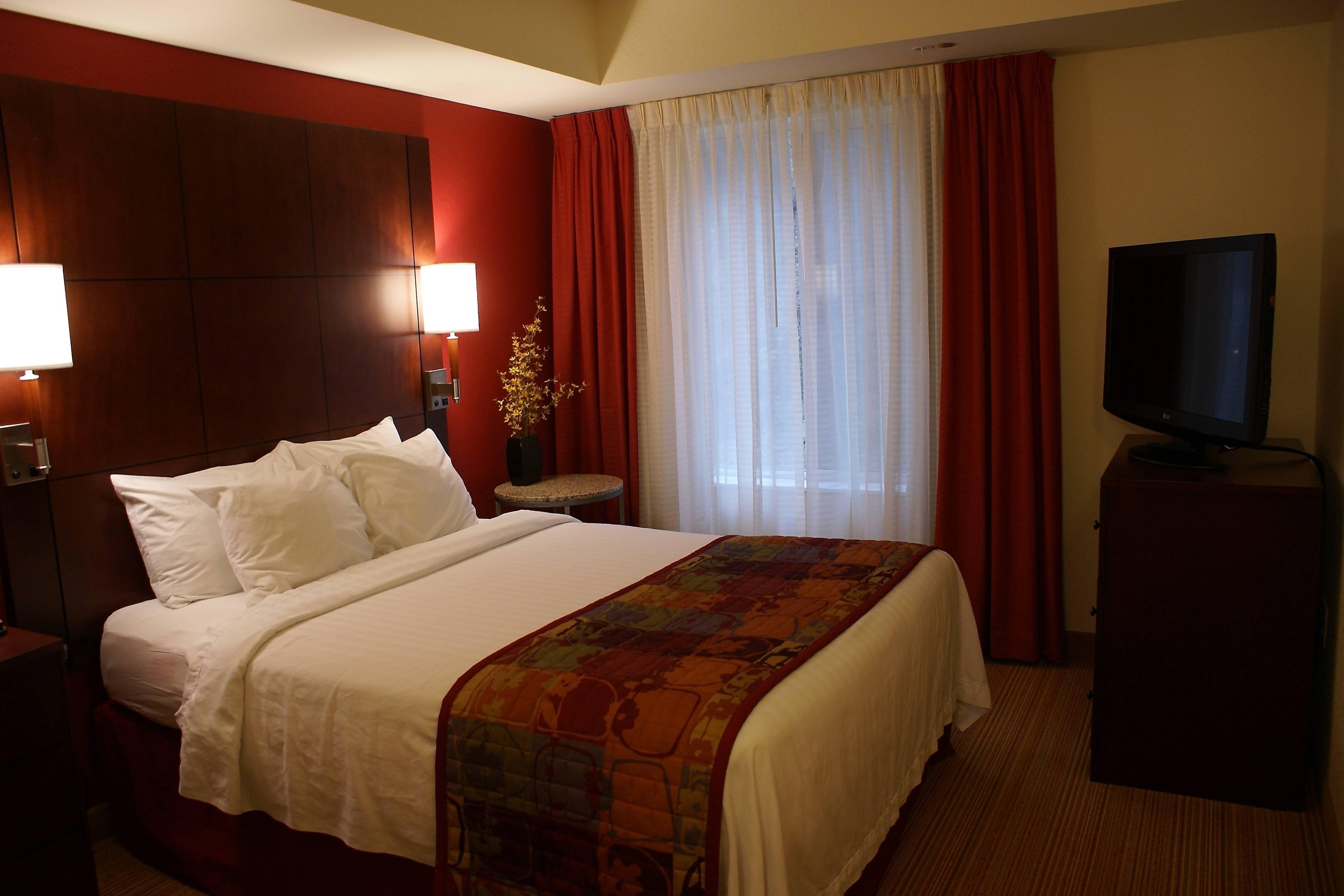 Residence Inn by Marriott Pittsburgh Monroeville/Wilkins Township-guestroom-Two-Bedroom Suite Sleeping Area.jpg